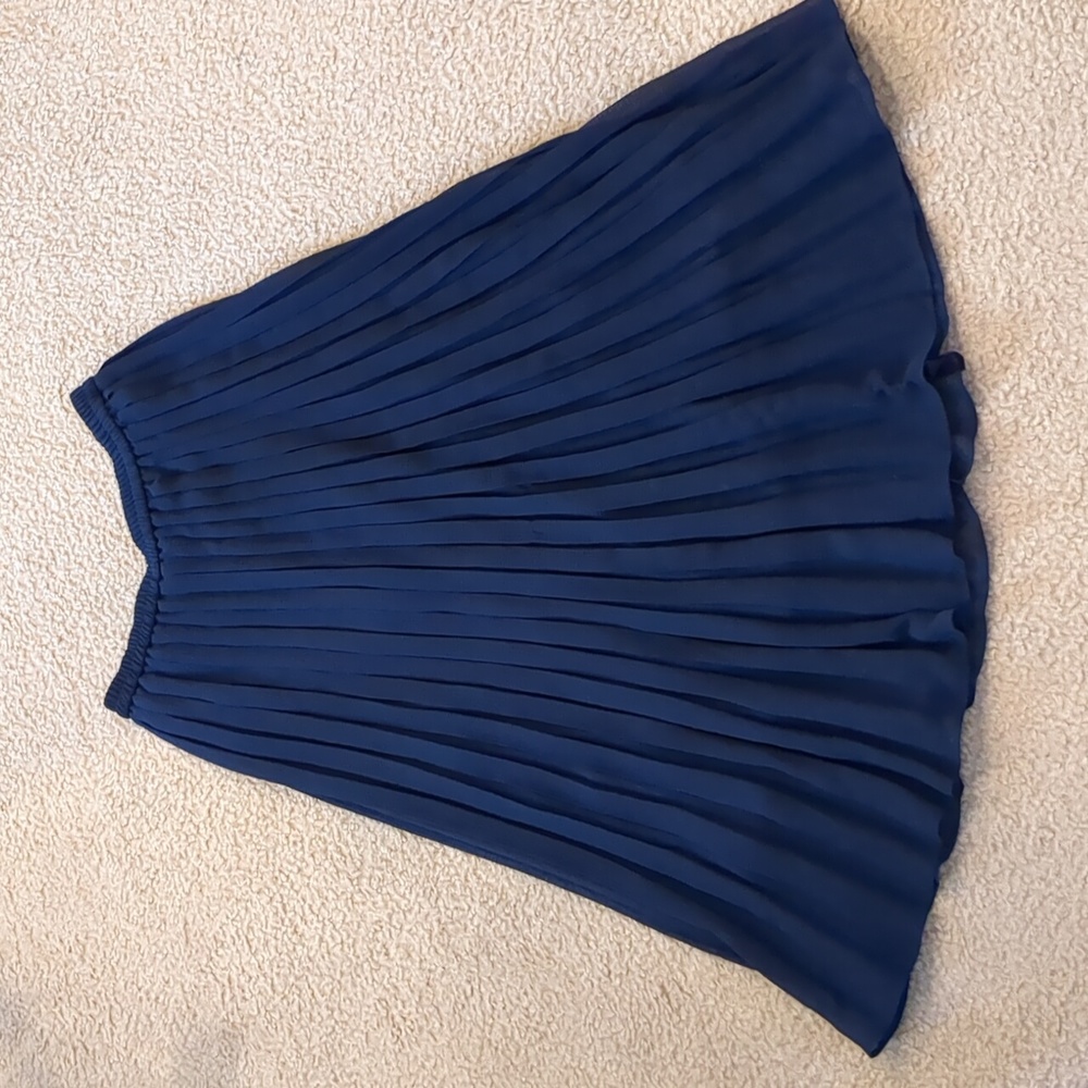 Uniqlo Long Pleated Sailor Skirt